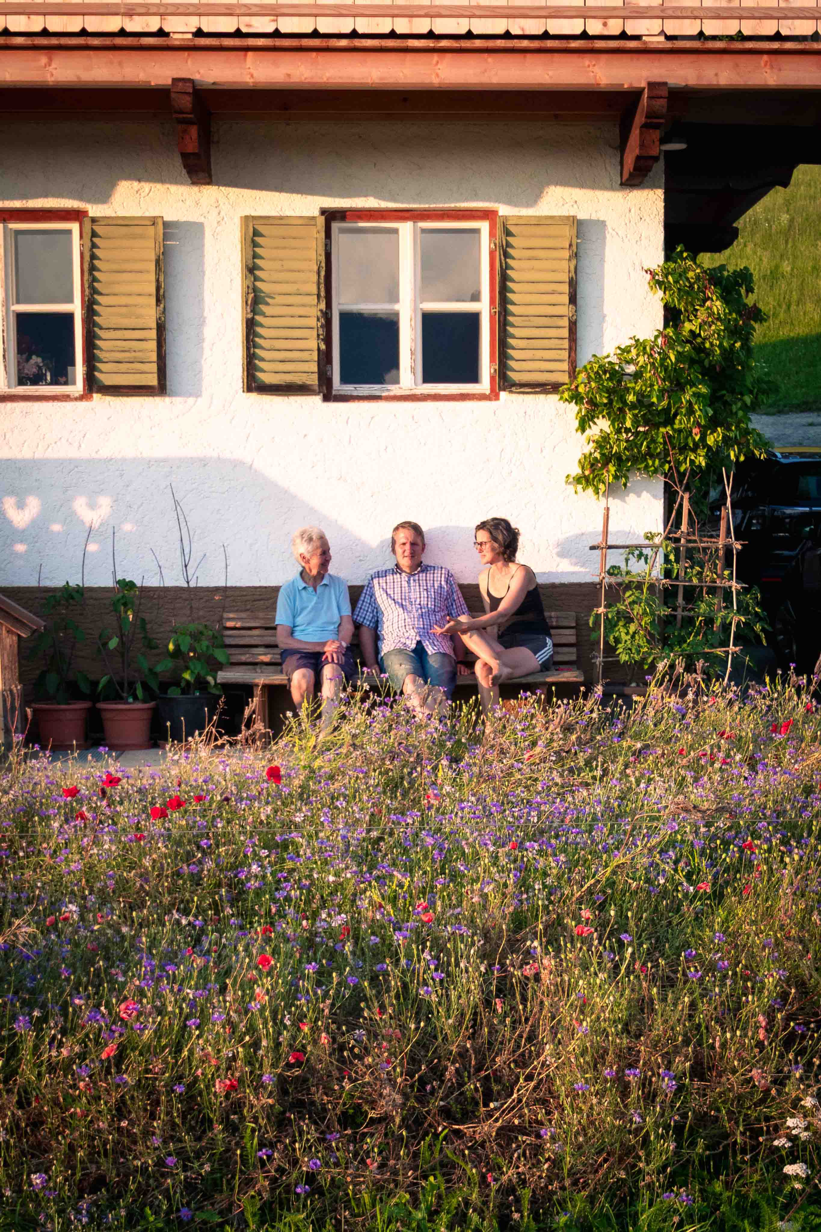 Besitzer des Hofes, Maria und Joe
